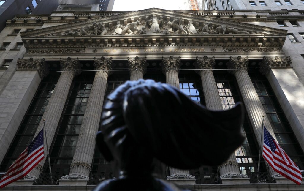 NY株急落、1679ドル安で終了　トランプ相互関税で景気後退懸念